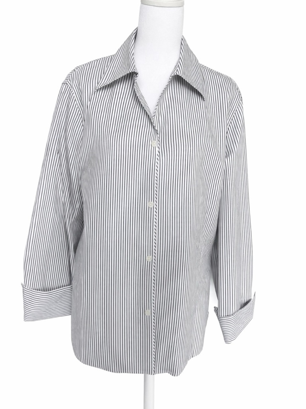 Kasper Non-Iron Easycare Grey and White Striped Button-Up Shirt – Size 18